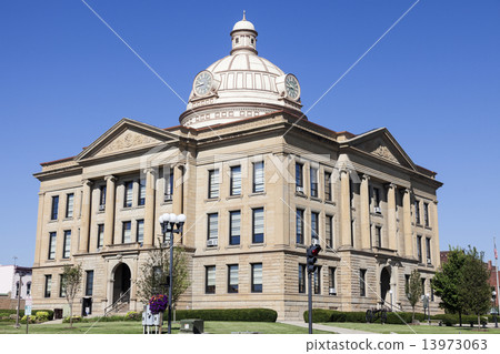 Old courthouse in Lincoln, Logan County Old courthouse in Lincoln, Logan County 13973063