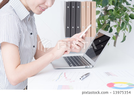 Office (smartphone) Office (smartphone) 13975354