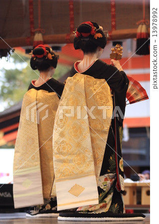 Maiko Mai Back Maiko Mai Back 13978992