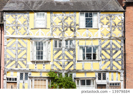 half timbered house, Ludlow, Shropshire, England half timbered house, Ludlow, Shropshire, England 13979884