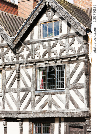 half timbered house, Ludlow, Shropshire, England half timbered house, Ludlow, Shropshire, England 13979885