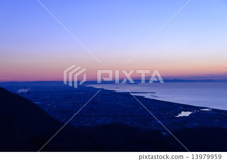 從湘南平往藤澤/茅崎看到的景觀 13979959