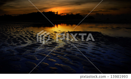 Nice sunset sky and sea at low tide in Payam island, Thailand 13981993