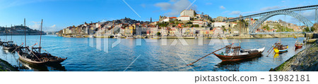 Porto panorama, Portugal Porto panorama, Portugal 13982181