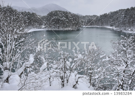 Winter Lake 6 Gokuonuma Bishamon Swamp 13983284