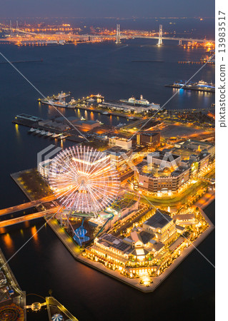 Night view of Yokohama Minato Mirai district Night view of Yokohama Minato Mirai district 13983517