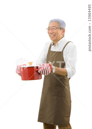 烹調白色後面資深男性的圖像 13984495