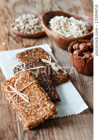 granola bar 13984658