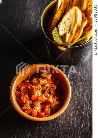 spanish tapas 13985033