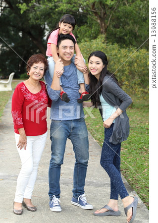 Three generation family at park  13988156