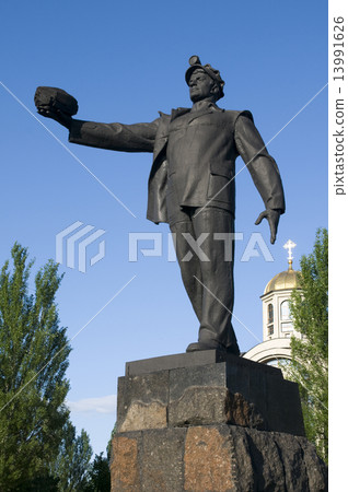 mine worker monument - Donetsk 13991626
