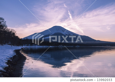 Mount Fuji  13992033