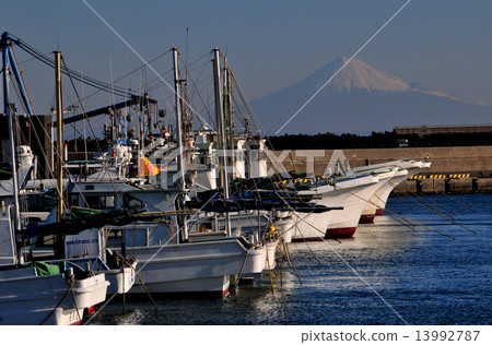 Fishing vessel 13992787