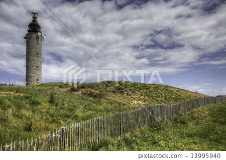 The lighthouse at Cape Gris Nez, France The lighthouse at Cape Gris Nez, France 13995940
