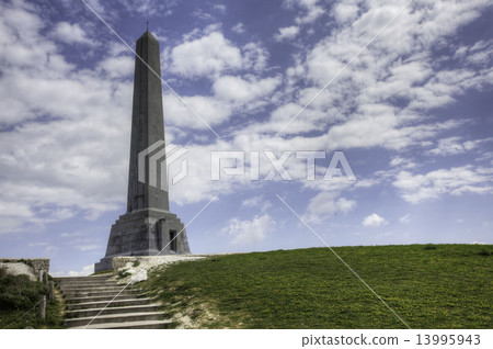 The lighthouse at Cape Blanc Nez, France The lighthouse at Cape Blanc Nez, France 13995943