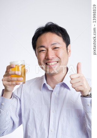 Male drinking beer Male drinking beer 13998819