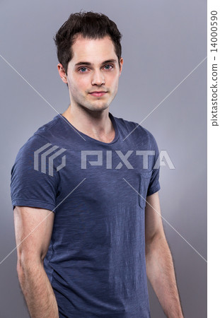 Caucasian man 14000590