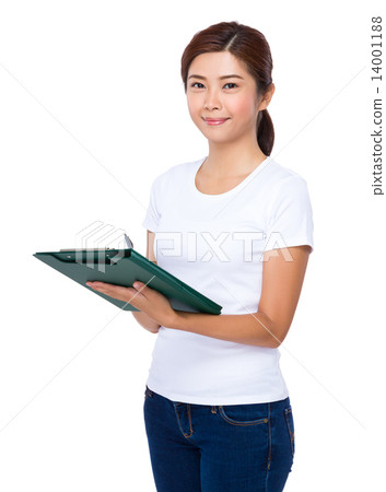 Woman with pen and clipboard 14001188