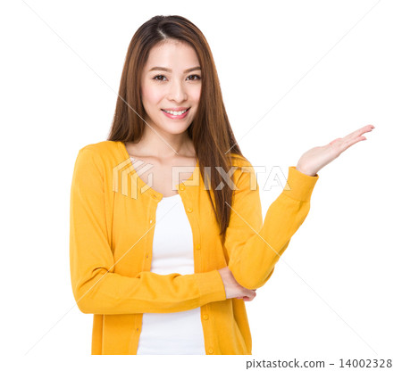 Woman with hand show with blank sign 14002328