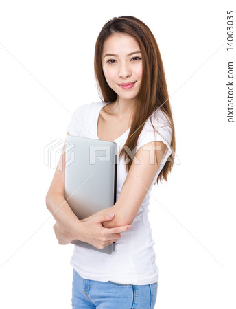 Asian woman hold with notebook 14003035
