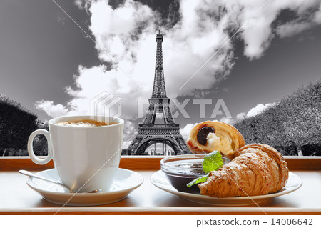 Coffee with croissants against Eiffel Tower in Paris, France 14006642