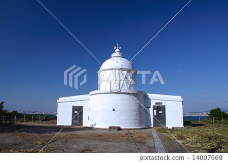 淡路島北端/明石海峽“瀨戶內海國家公園”的Ezaki燈塔(A級保護燈塔) 淡路島北端/明石海峽“瀨戶內海國家公園”的Ezaki燈塔(A級保護燈塔) 14007669