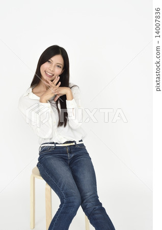 To relax 14007836