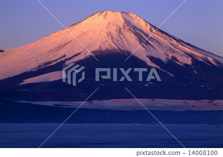 Mount Fuji at sunrise Mount Fuji at sunrise 14008100