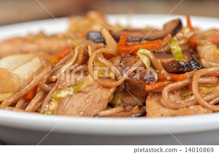 buckwheat noodles with chicken 14010869