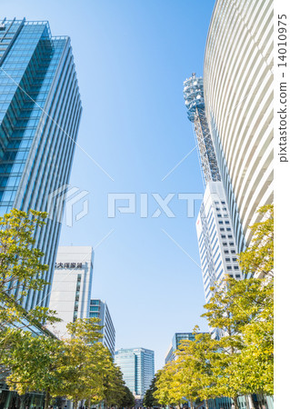 The streets of Yokohama · Minato Mirai 14010975