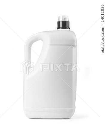 White plastic bottle 14011086