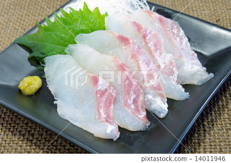 Red snapper sashimi 14011946