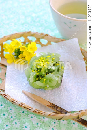 Rape blossoms Japanese sweets Rape blossoms Japanese sweets 14013905