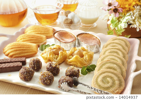 Confectionery - 3 14014937