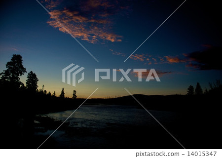 Dawn on the Snake River 3 Dawn on the Snake River 3 14015347