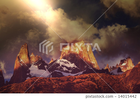 Fitz Roy Fitz Roy 14015442