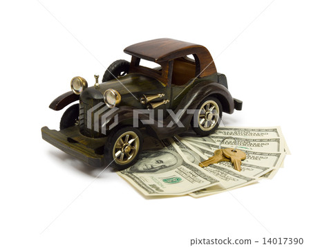 Retro car, money and keys 14017390