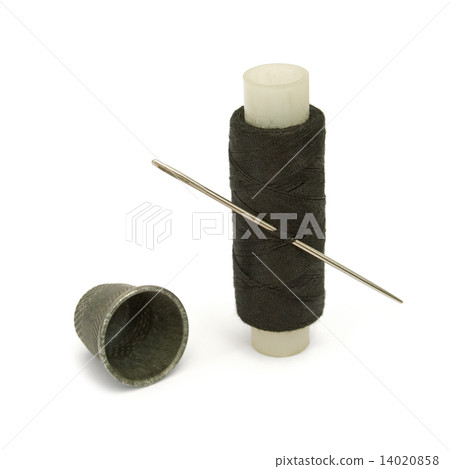 Thread, needle and thimble 14020858