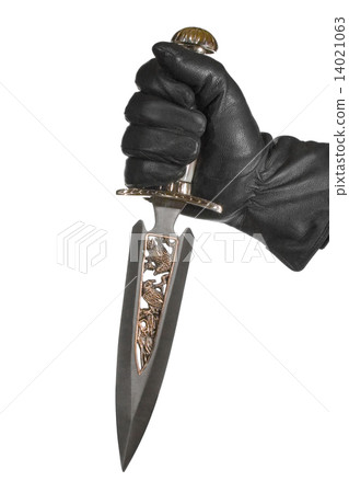 Hand in glove with dagger 14021063