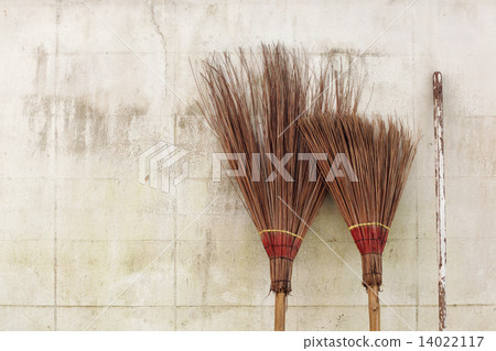 brooms brooms 14022117