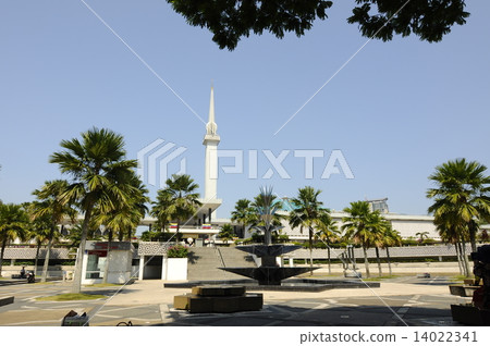 The National Mosque of Malaysia a.k.a Masjid Negara The National Mosque of Malaysia a.k.a Masjid Negara 14022341