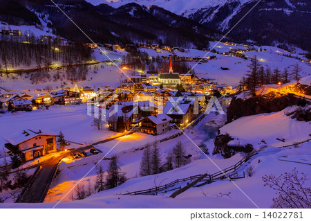 Mountains ski resort Solden Austria - sunset Mountains ski resort Solden Austria - sunset 14022781