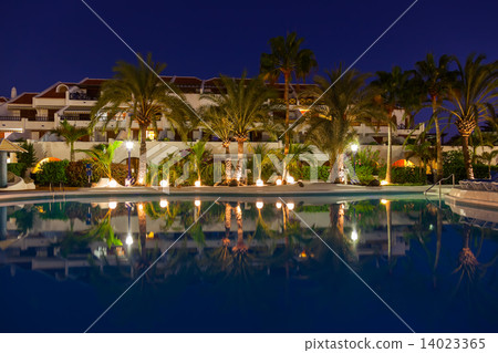 Swimming pool at night Swimming pool at night 14023365