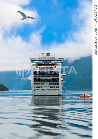Ship in Geiranger fjord - Norway Ship in Geiranger fjord - Norway 14023472