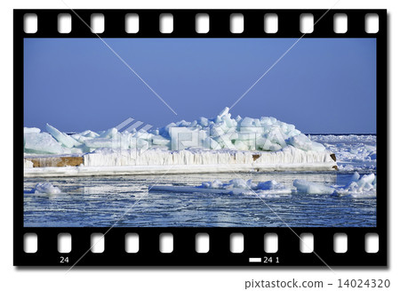 frames of film frames of film 14024320