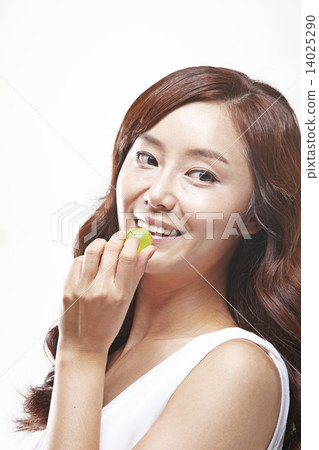 Lifestyle women 14025290