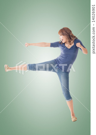 Fighting Asian woman Fighting Asian woman 14026901