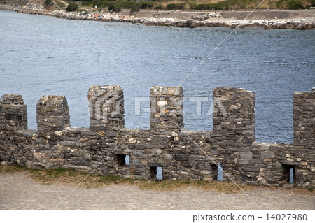 Ruines Ruines 14027980