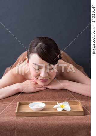 Esthetic image Esthetic image 14029144