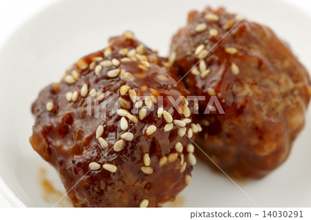 Meat dumplings 14030291